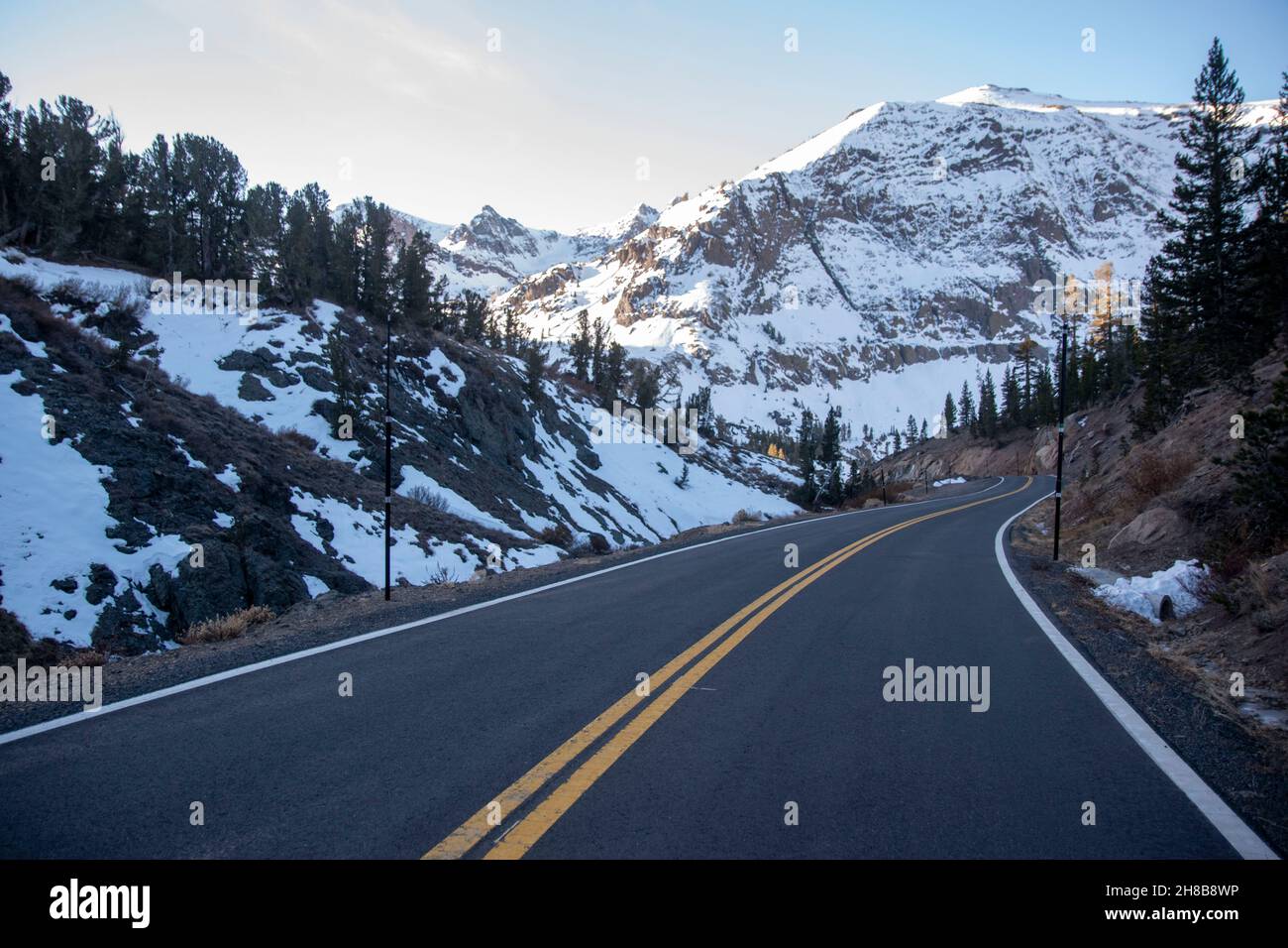 Il sonora Pass lungo la state Route 108 è il secondo passo di montagna più alto della California dopo il Tioga Pass Foto Stock