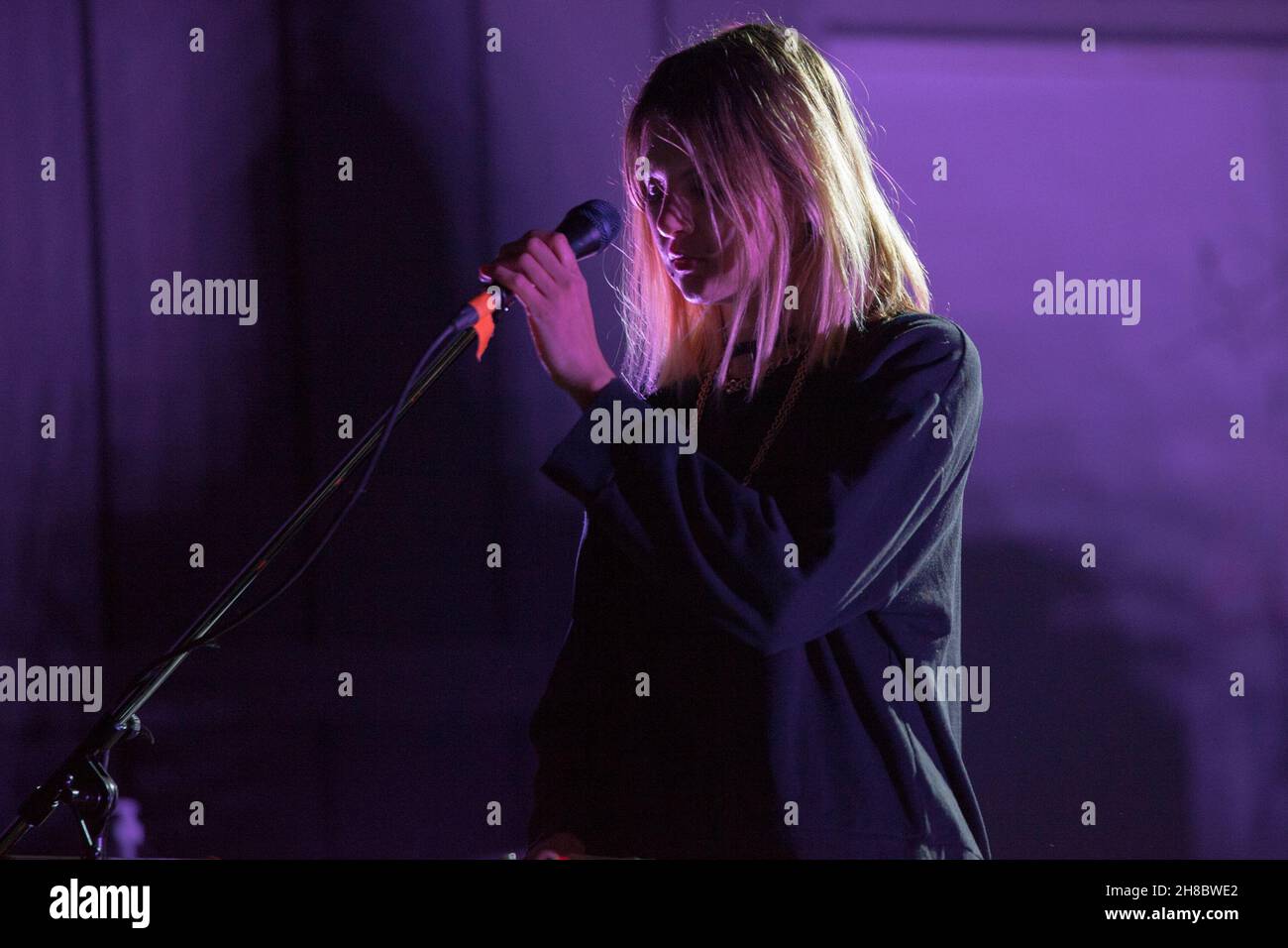 Bologna, Italia. 28 novembre 2021. La band automatica ha accompagnato in tour la band punk svedese Viagra Boys. (Foto di Carlo Vergani/Pacific Press) Credit: Pacific Press Media Production Corp./Alamy Live News Foto Stock