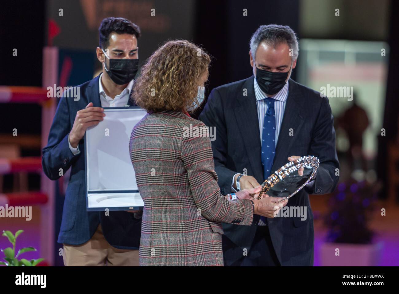 Madrid, Spagna. 28 novembre 2021. Sua altezza reale Elena de Borbón durante la Coppa del mondo di dressage FEI Grand Prix breve Trofeo Grupo Eulen alla settimana ippica Ifema di Madrid celebrata a Madrid. 26 novembre 2021 (Photo by Juan Carlos García Mate/Pacific Press) Credit: Pacific Press Media Production Corp./Alamy Live News Foto Stock