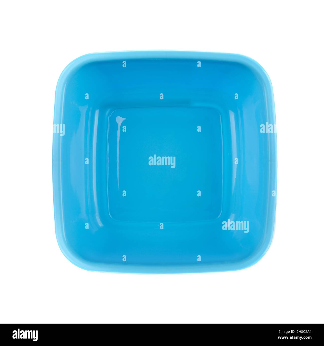 Contenitore di lavaggio in plastica blu isolato su sfondo bianco Foto Stock
