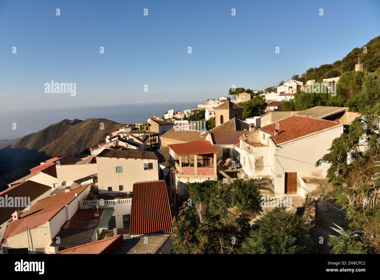 Una vista sui tetti del villaggio di Polopos (provincia di Granada), Andalusia, Spagna meridionale. Foto Stock