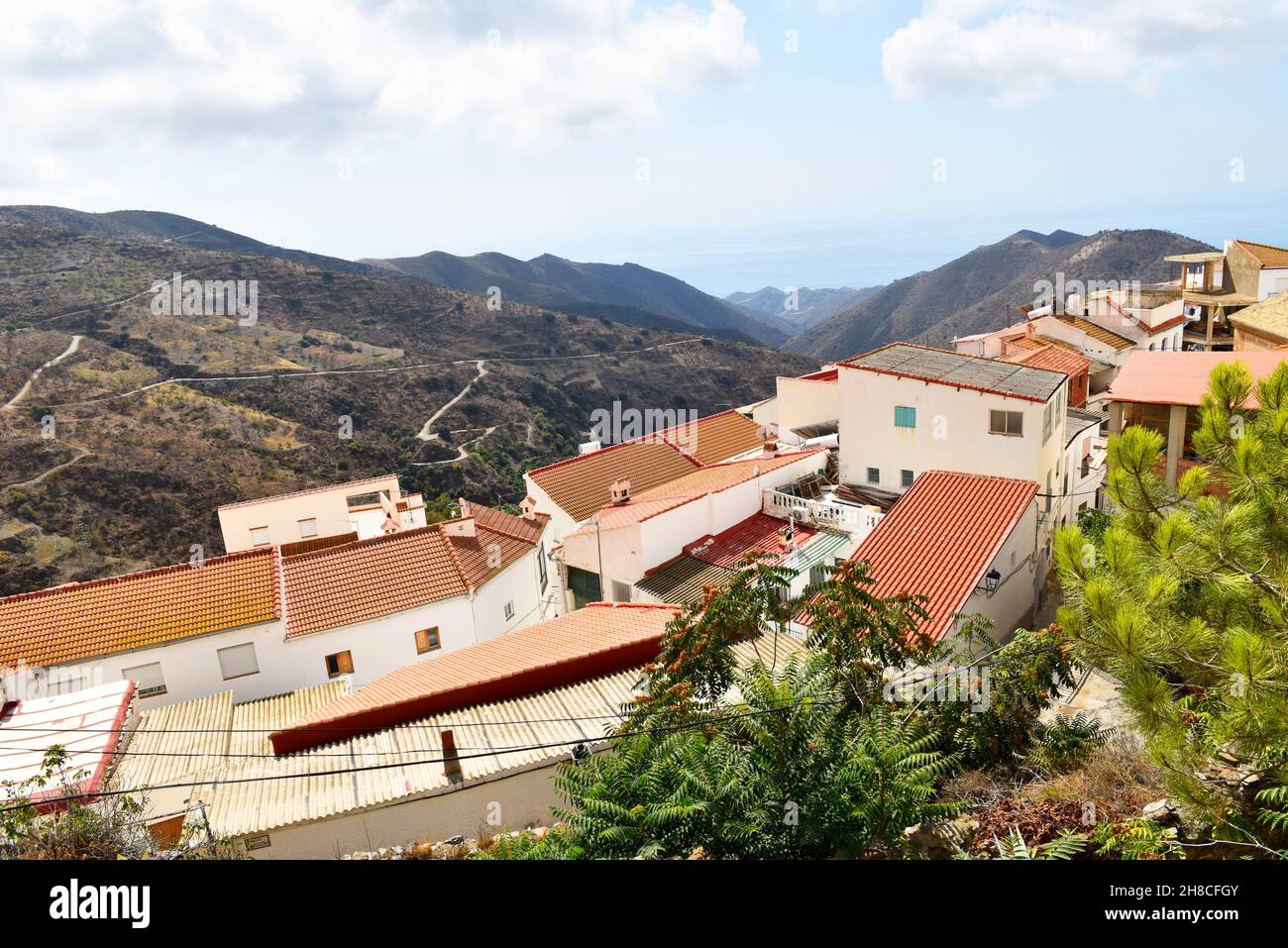 Una vista sui tetti del villaggio di Polopos (provincia di Granada), Andalusia, Spagna meridionale. Foto Stock