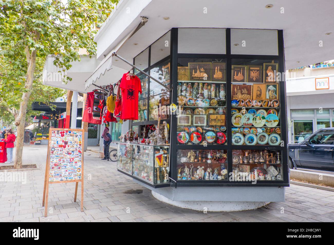 Negozio di souvenir, Tirana, Albania Foto Stock