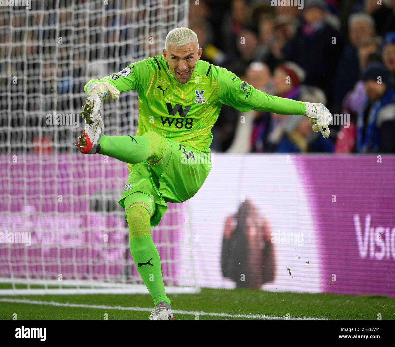 27 novembre - Crystal Palace / Aston Villa - Premier League - Selhurst Park Crystal Palace Emiliano Martinez durante la partita al Selhurst Park Picture Credit : © Mark Pain / Alamy Live News Foto Stock