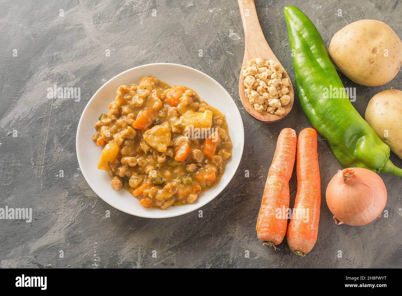 Stufato vegetariano Soyabean, patate e carota Foto Stock