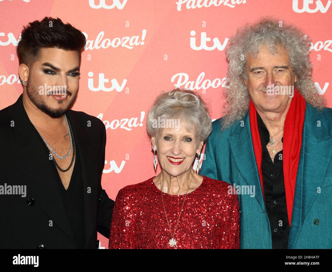 Adam Lambert, Brian May e Anita Dobson arrivano per l'ITV Palooza 2021 al Royal Festival Hall di Londra, Regno Unito il 23 novembre 2021 Foto Stock