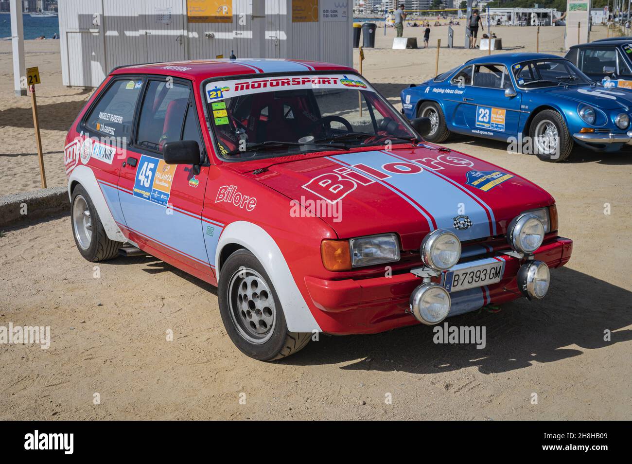 PALAMOS, SPAGNA - 03 novembre 2021: Primo piano di una Ford Fiesta XR2 in occasione del XVIII Rally storico della Costa Brava a Palamos, Spagna Foto Stock