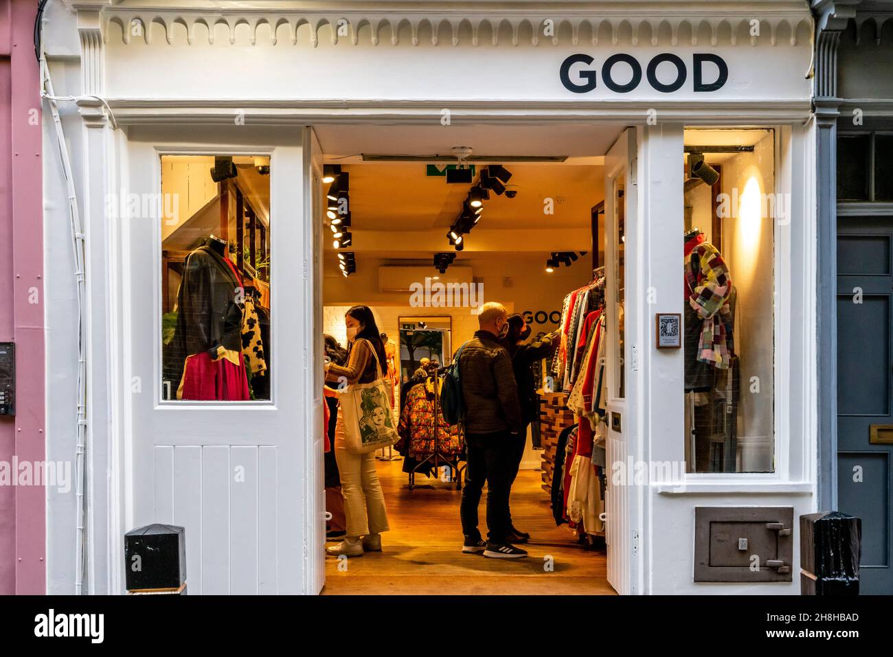 ‘Good’ Vintage Clothes Shop, Neal Street, Covent Garden, Londra, Regno Unito. Foto Stock