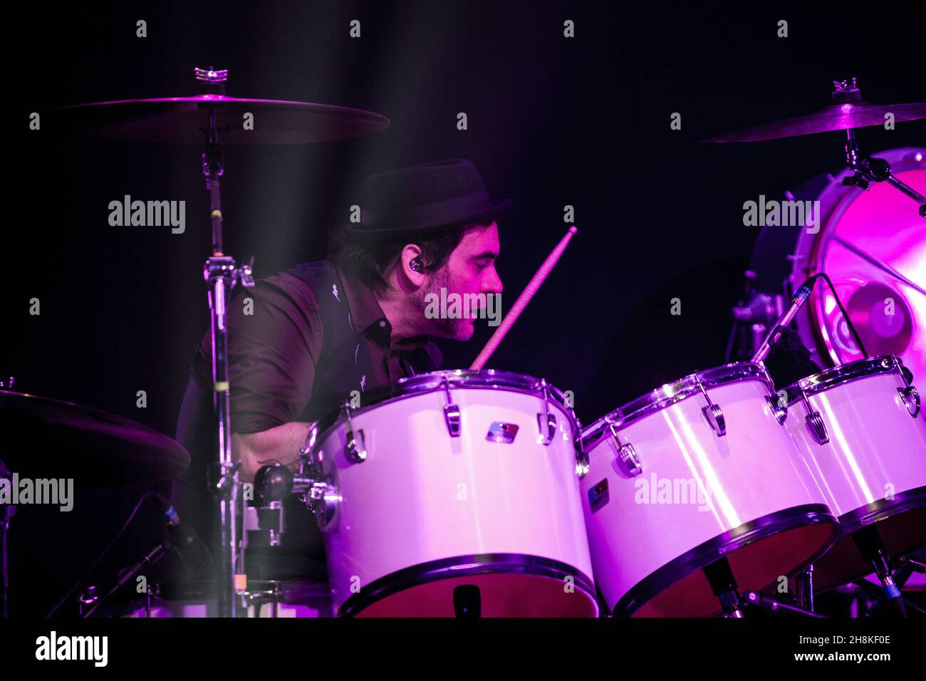 Milano Italia 30 novembre 2021 le Vibrazioni Live at Teatro Nazionale © Roberto Finizio / Alamy Foto Stock