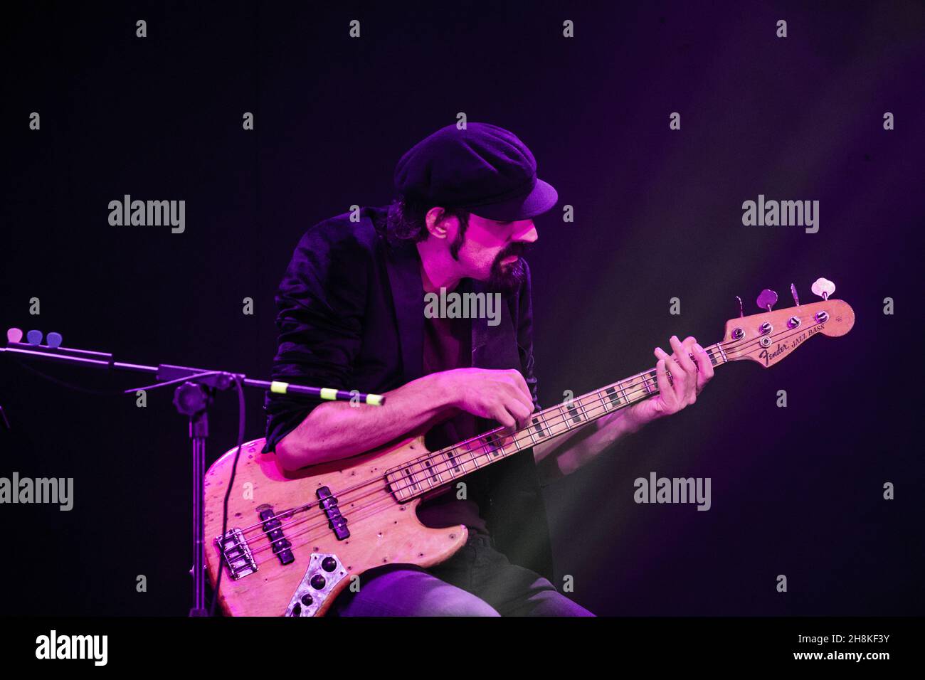 Milano Italia 30 novembre 2021 le Vibrazioni Live at Teatro Nazionale © Roberto Finizio / Alamy Foto Stock