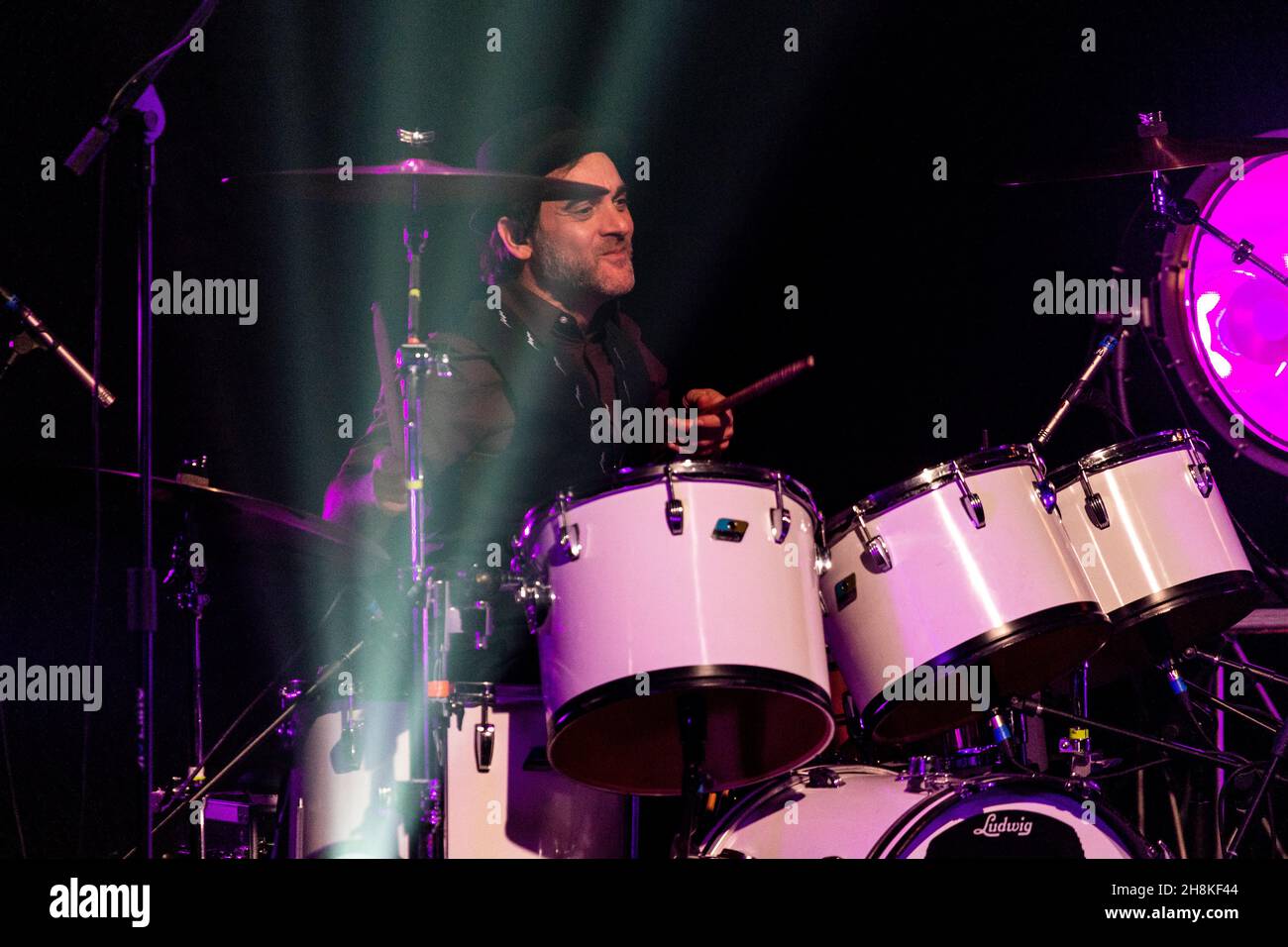 Milano Italia 30 novembre 2021 le Vibrazioni Live at Teatro Nazionale © Roberto Finizio / Alamy Foto Stock