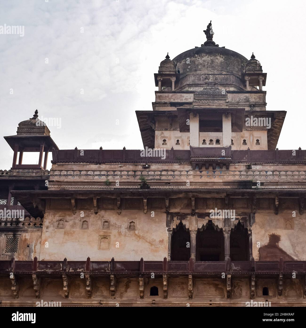 Jahangir Mahal (Forte di Orchha) in Orchha, Madhya Pradesh, India, Jahangir Mahal o Palazzo di Orchha è cittadella e guarnigione situato in Orchha. Madhya Prade Foto Stock