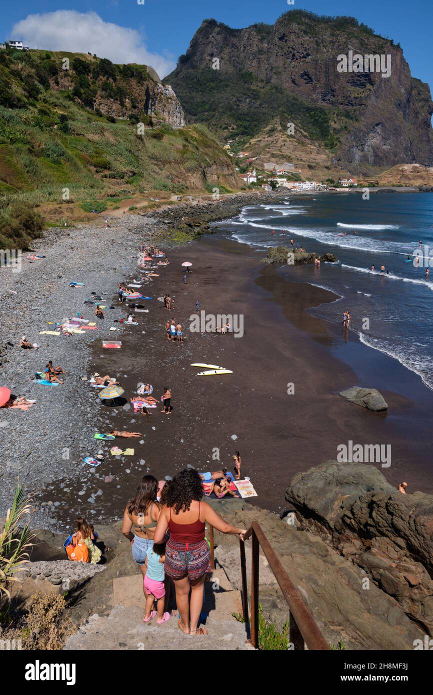 Spiaggia di Maiata, Porto da Cruz, Isola di Madeira Foto Stock