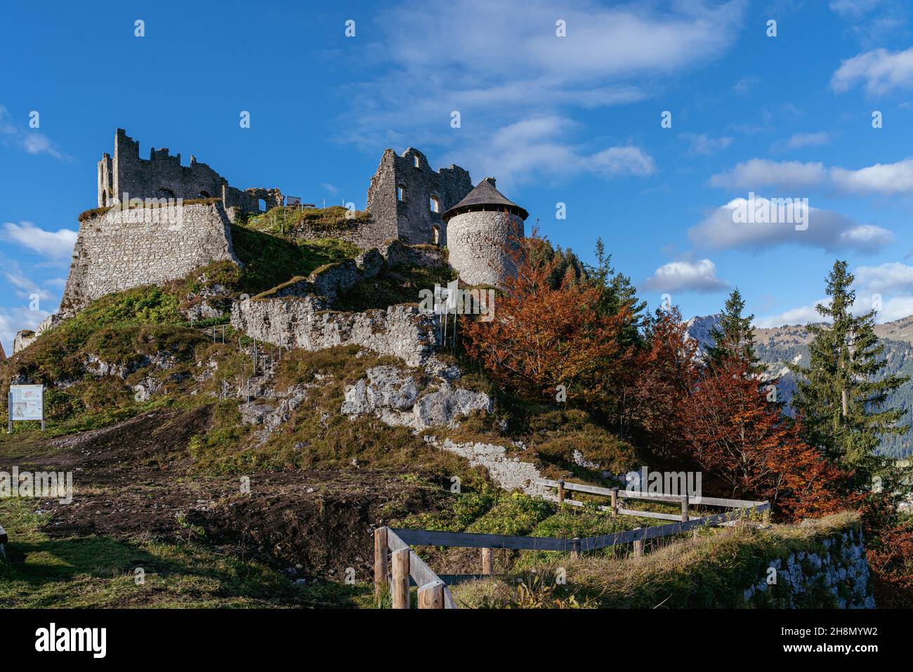 Castello di Ehrenberg Ruin, comune di Reutte, Tirolo, Austria Foto Stock