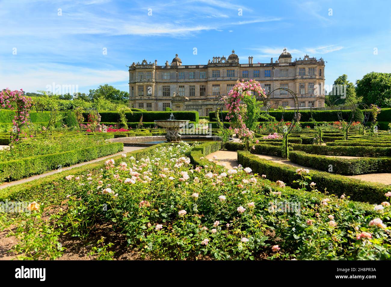 Longleat, Wiltshire, Regno Unito - Luglio 17 2014: The Love Labyrinth Rose Garden at Longleat House in Wiltshire, Inghilterra, Regno Unito Foto Stock