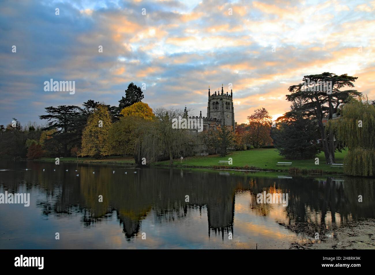 Tramonto a Staunton Harold Church, North West Leicestershire Foto Stock