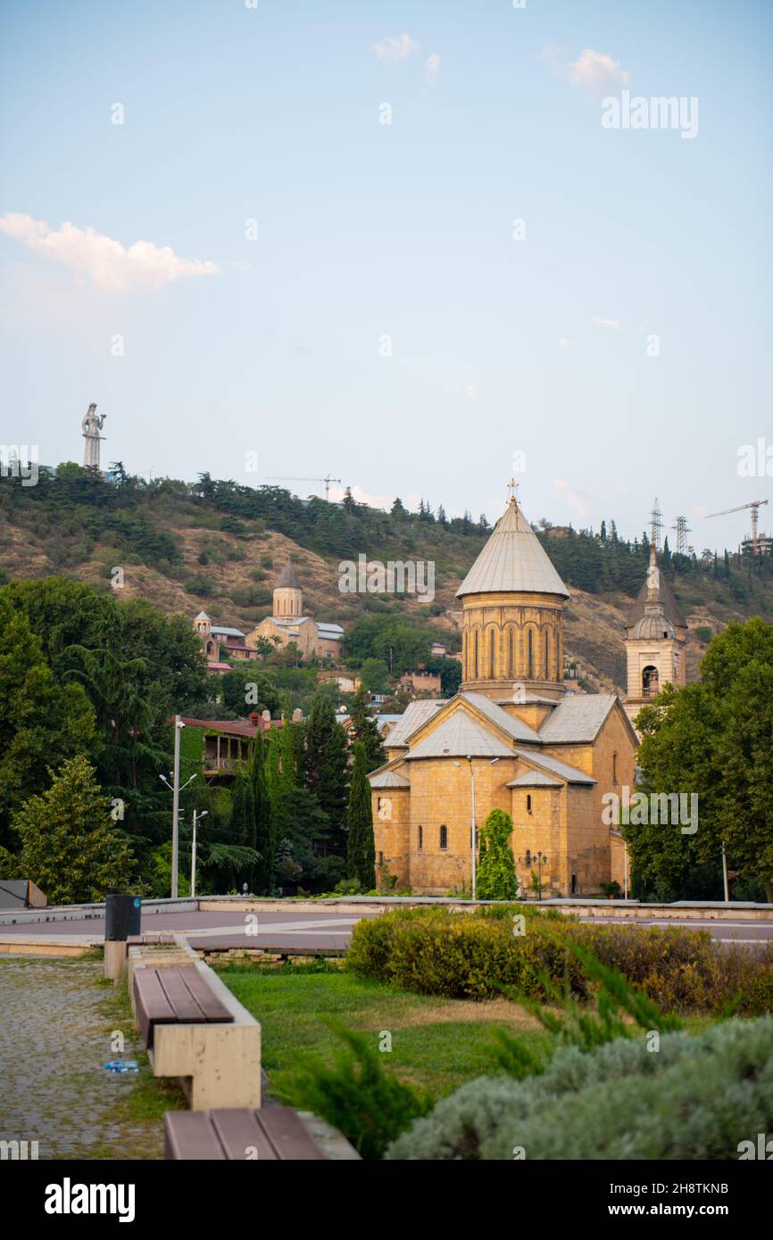 Piccolo tempio ortodosso a Tbilisi in Georgia Foto Stock