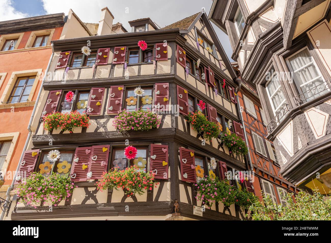 Architettura colorata edifici vista di Colmar in Alsazia, France.Famous viaggio vacanza destinazione in Francia Foto Stock