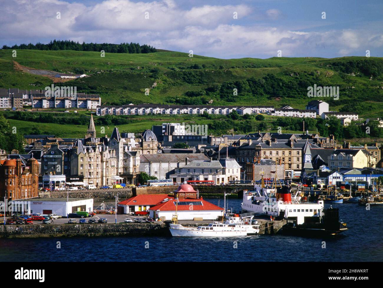La MV Glen Sannox al Molo Nord di Oban anni '70 Foto Stock