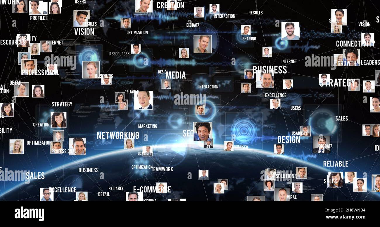 Immagine composita di persone multirazziali e comunicazioni globali con il networking digitale Foto Stock