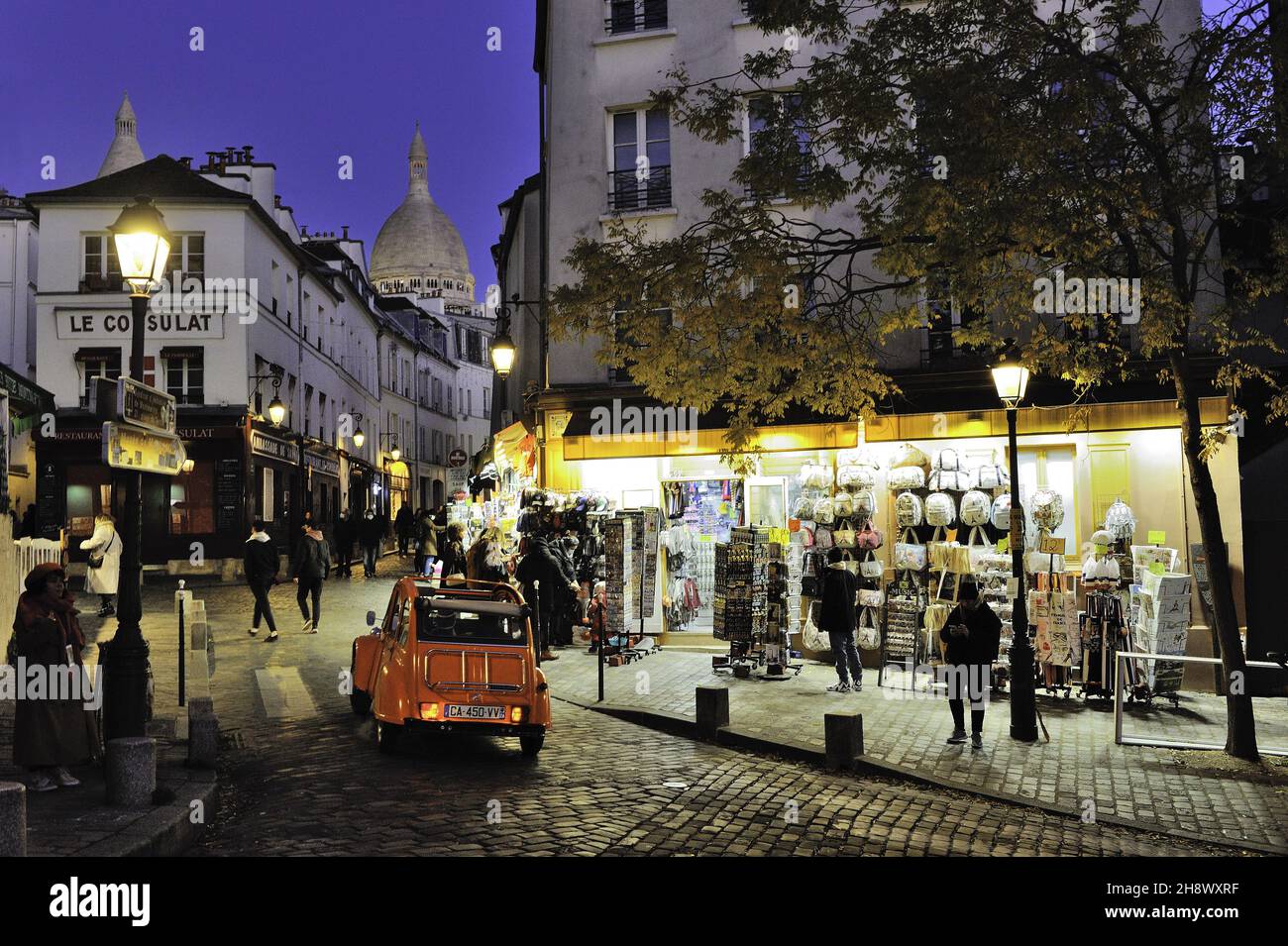 Francia, Parigi (75) 18 ° arrondissement, quartiere Montmartre, via Norvins Foto Stock