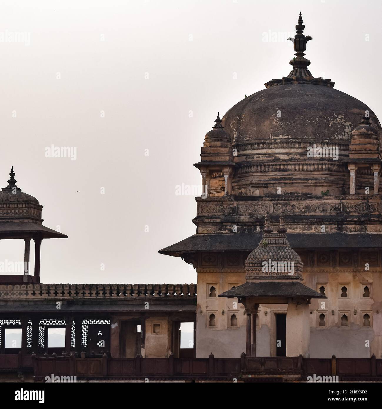 Jahangir Mahal (Forte di Orchha) in Orchha, Madhya Pradesh, India, Jahangir Mahal o Palazzo di Orchha è cittadella e guarnigione situato in Orchha. Madhya Prade Foto Stock