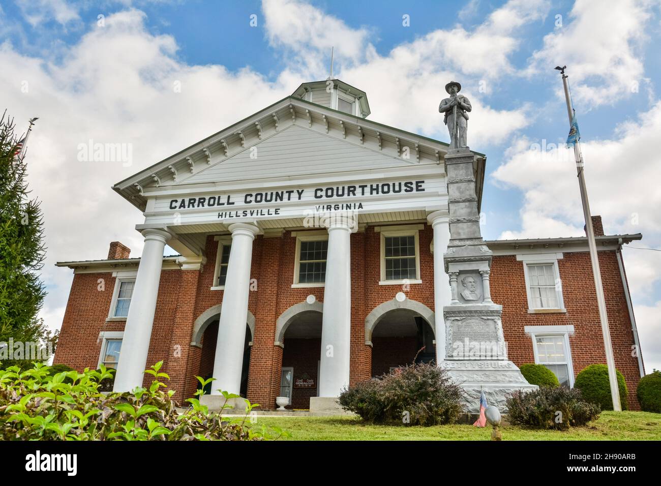 Hillsville, Virginia, Stati Uniti d'America – 28 settembre 2016. Storico tribunale e museo della Carroll County a Hillsville, Virginia. Foto Stock