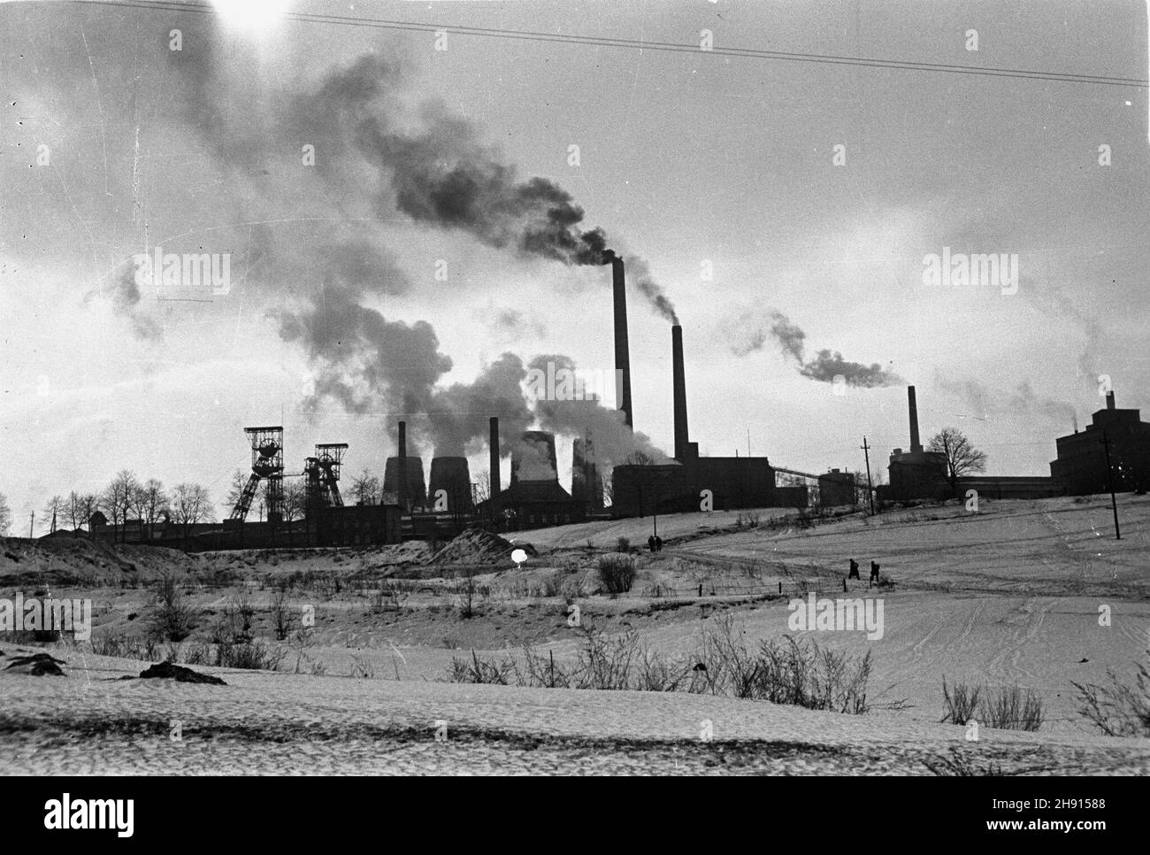 Wa³brzych, 1947-03-01. Kopalnia wêgla kamiennego Boles³aw Chrobry. wb PAP/Komorowski Dok³adny dzieñ wydarzenia nieustalony. Walbrzych, marzo 1947. La miniera di carbone duro di Boleslaw Chrobry. wb PAP/Komorowski Foto Stock