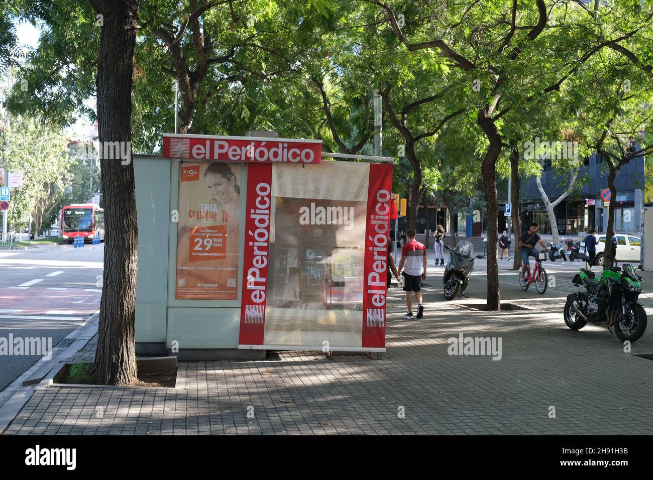 Barcellona, Spagna - 5 Novembre 2021: El Periodico de Catalunya, edito illustrativo. Foto Stock