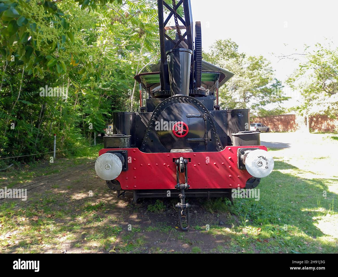 REMEDIOS DE ESCALADA - BUENOS AIRES, ARGENTINA - Nov 22, 2021: Dubby locomotiva a vapore carro armato costruito da Dubs & Co, 1891, Inghilterra, per il Grande Foto Stock