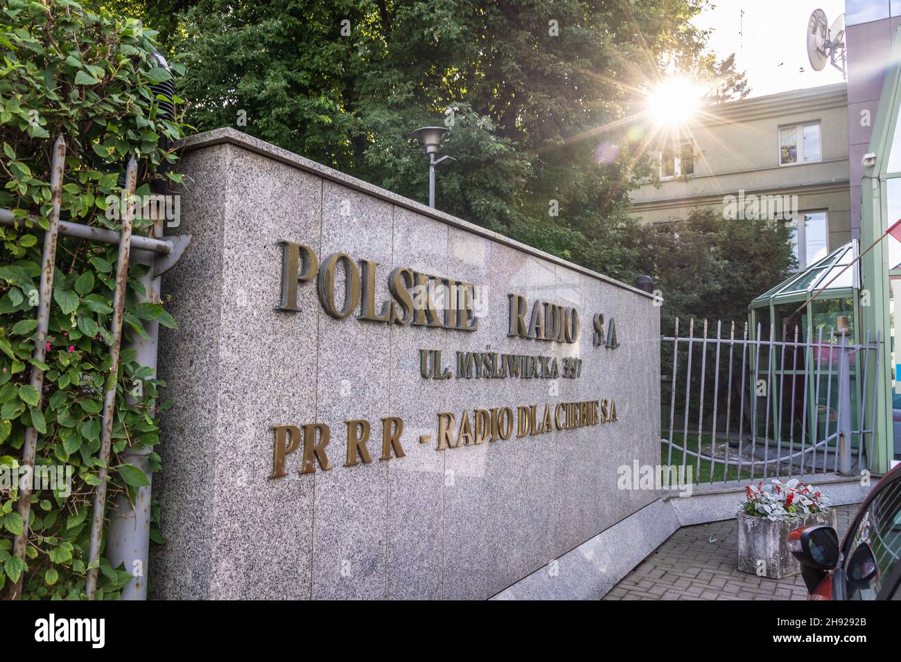 Firma sulla sede del programma III della radio polacca e della radio polacca RDC in via Mysliwiecka a Varsavia, capitale della Polonia Foto Stock