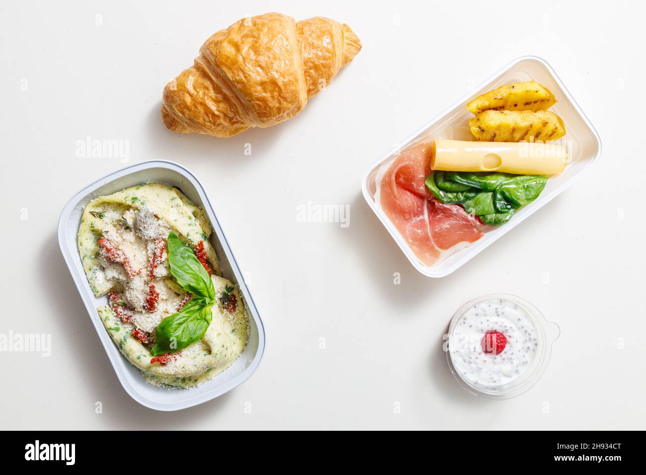 Pasto ad alto contenuto calorico e ripieno per la pausa pranzo Foto Stock