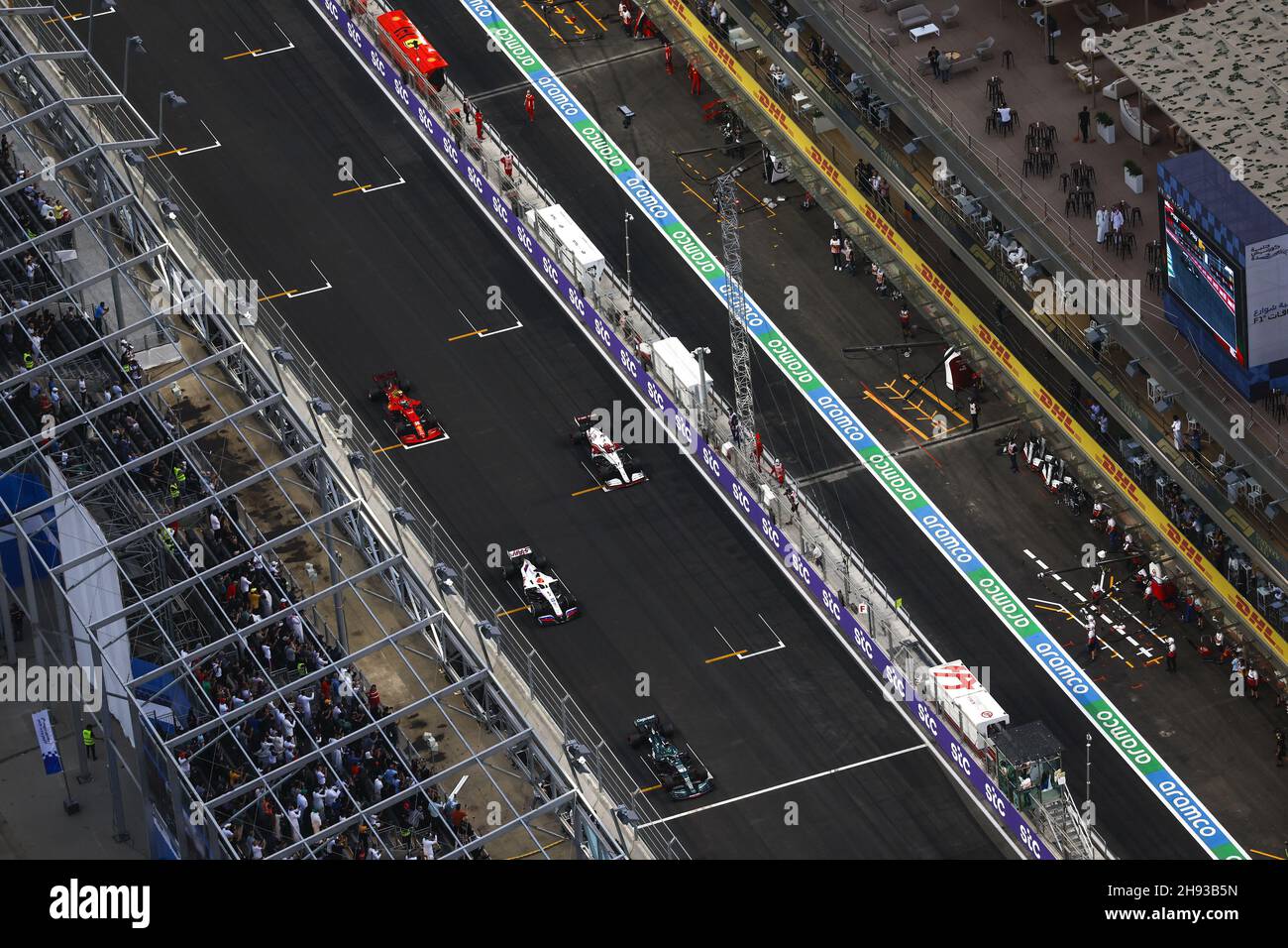 Jeddah, Arabia Saudita. 03 dicembre 2021. 18 PASSEGGIATA Lance (CAN), Aston Martin F1 AMR21, 09 MAZEPIN Nikita (rus), Haas F1 Team VF-21 Ferrari, 07 RAIKKONEN Kimi (fin), Alfa Romeo Racing ORLEN C41, in azione durante il Gran Premio Saudi Arabian di Formula 1 stc 2021, 21° round del Campionato del mondo di Formula uno FIA 2021 dal 3 al 5 dicembre 2021 sul circuito di Jeddah Corniche, a Jeddah, Arabia Saudita - Foto: DPPI/DPPI/LiveMedia Credit: Independent Photo Agency/Alamy Live News Foto Stock