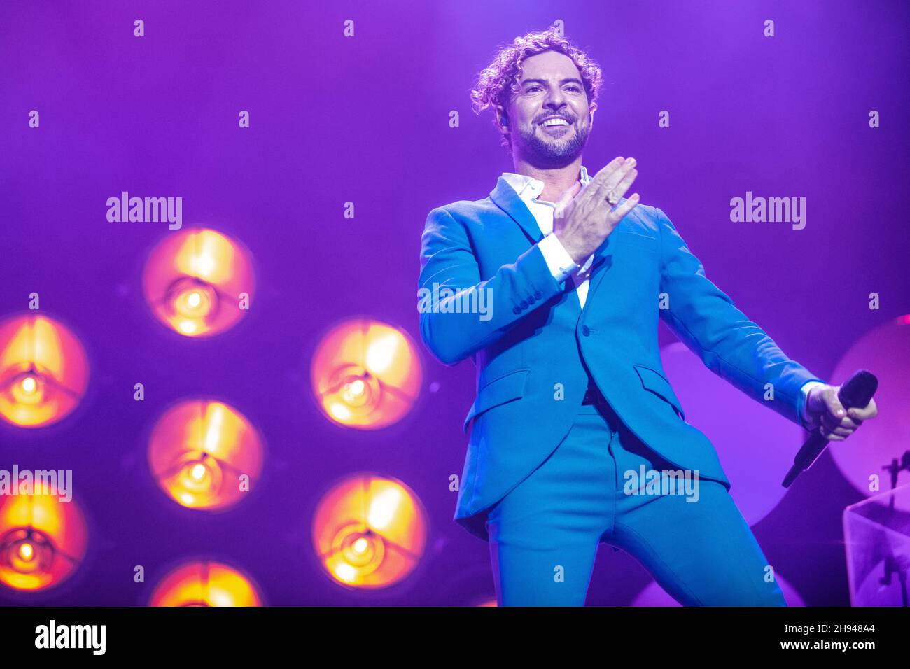 David Bisbal si esibisce al Palau Sant Jordi, Barcellona 25 novembre 2021. Fotografo: ALE Espaliat Foto Stock