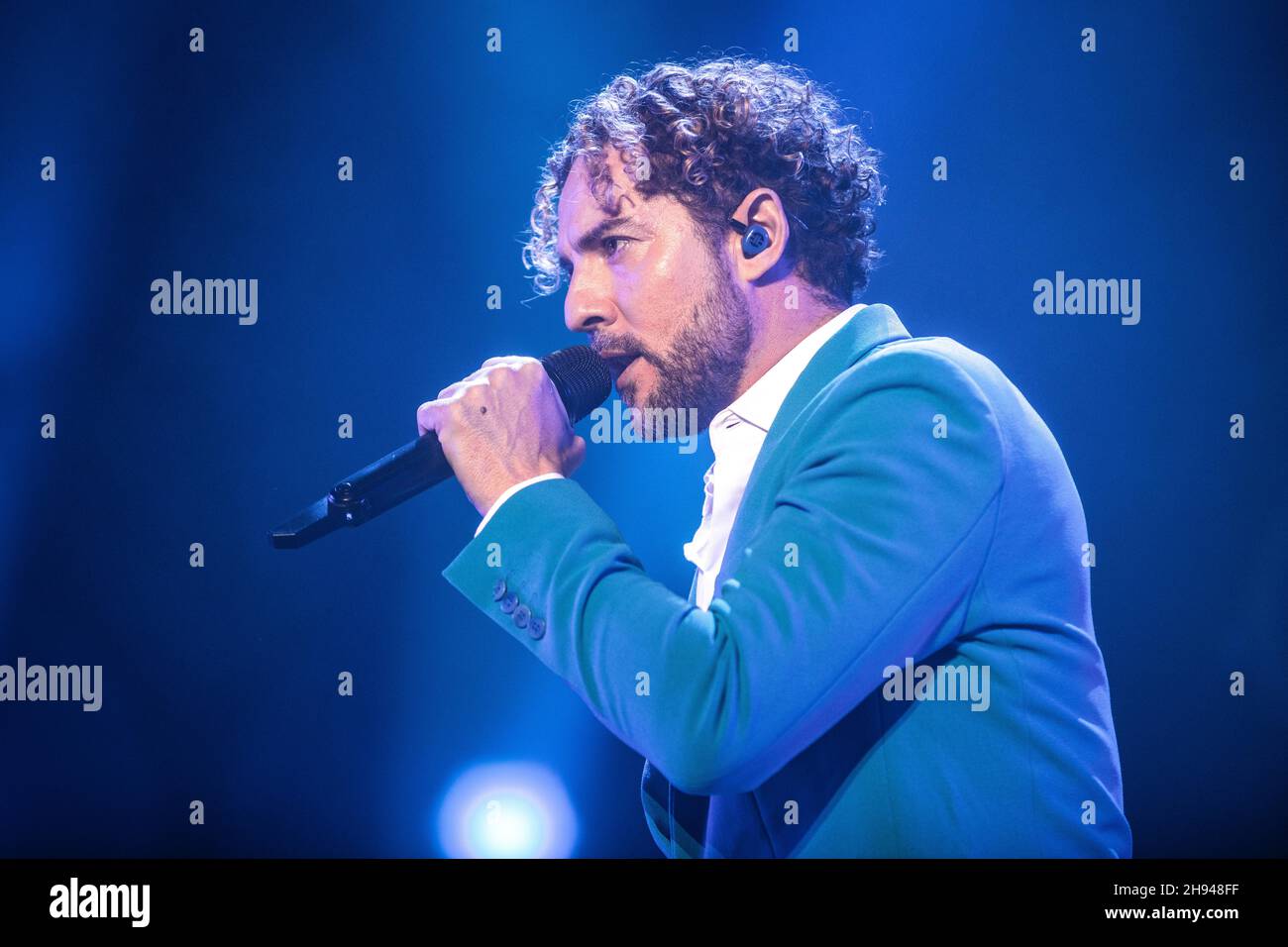 David Bisbal si esibisce al Palau Sant Jordi, Barcellona 25 novembre 2021. Fotografo: ALE Espaliat Foto Stock