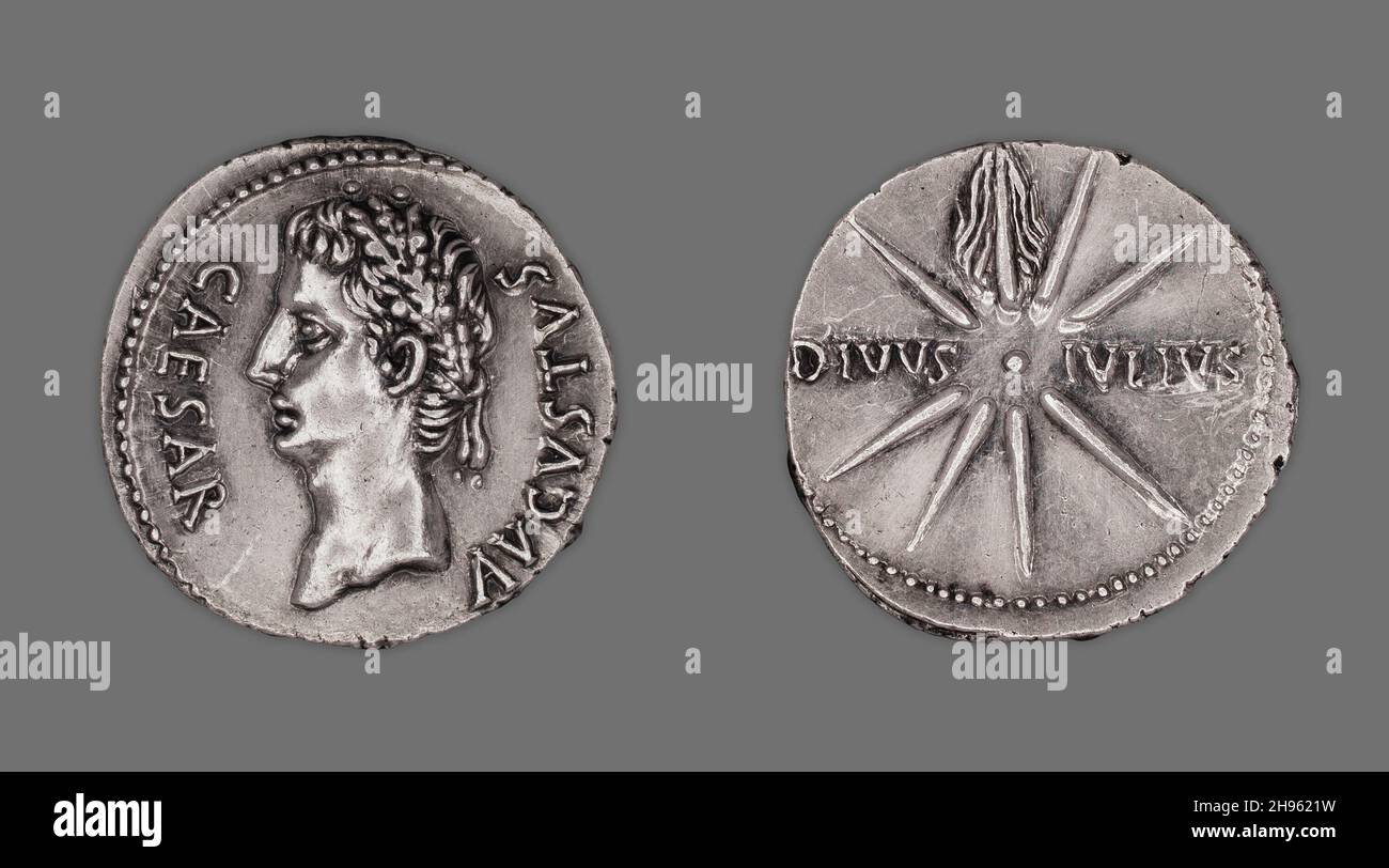 Denario (Coin) raffigurante l'imperatore Augusto, 19-18 a.C., emesso da Augusto. Comet su retromarcia. Coniò in Hispania, possibilmente Colonia Cesaraugusta o Colonia Patricia ((Saragozza o Cordoba, nella Spagna moderna). Foto Stock