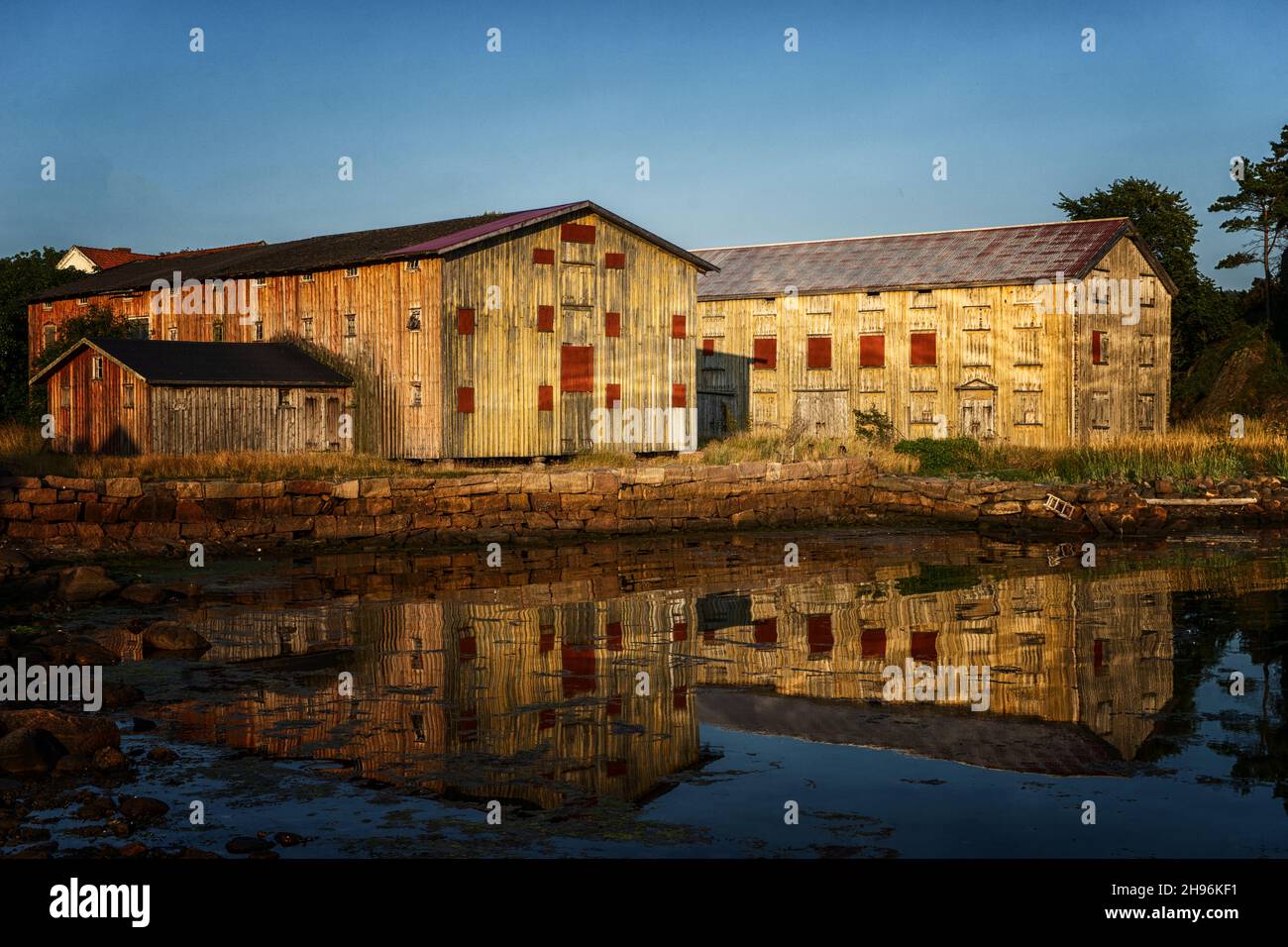 un vecchio magazzino a kungshamn Foto Stock