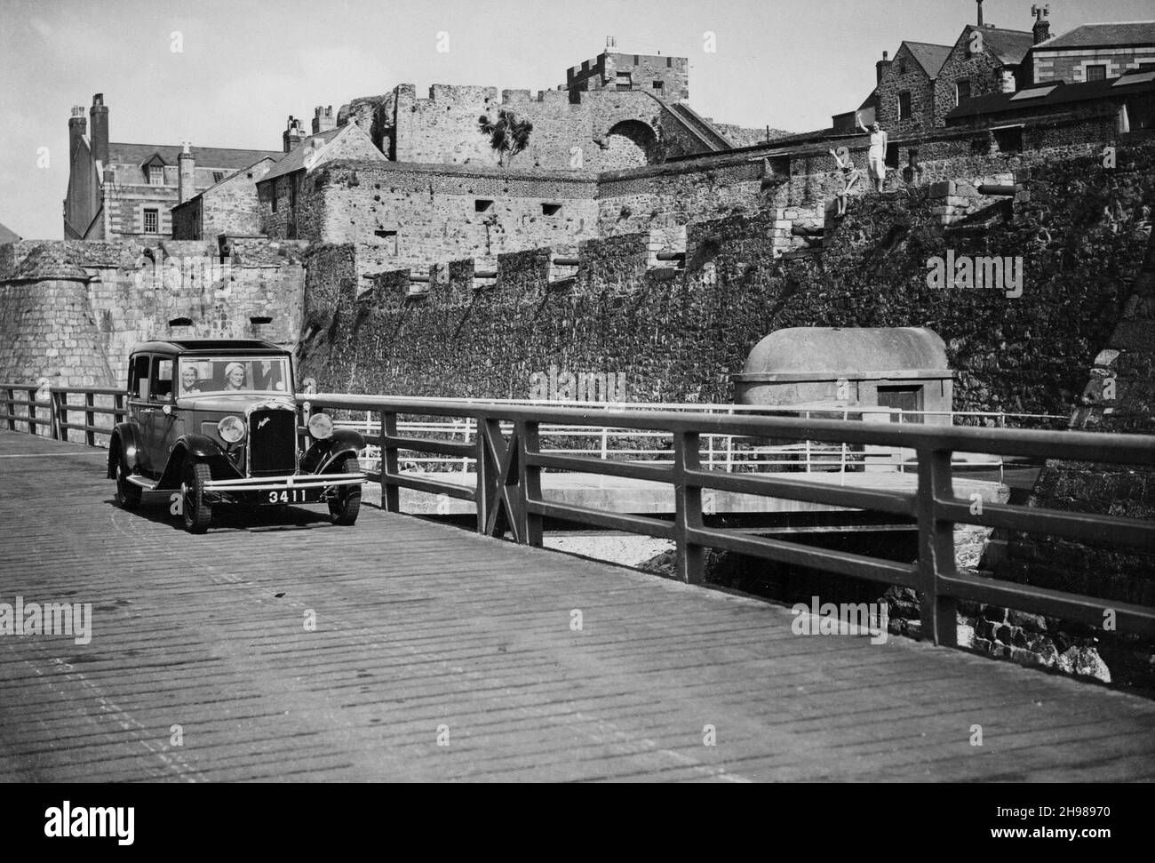 1932 Austin 12/4 Saloon, Castle Cornet, St Peter Port, Guernsey, Isole del canale. Foto Stock