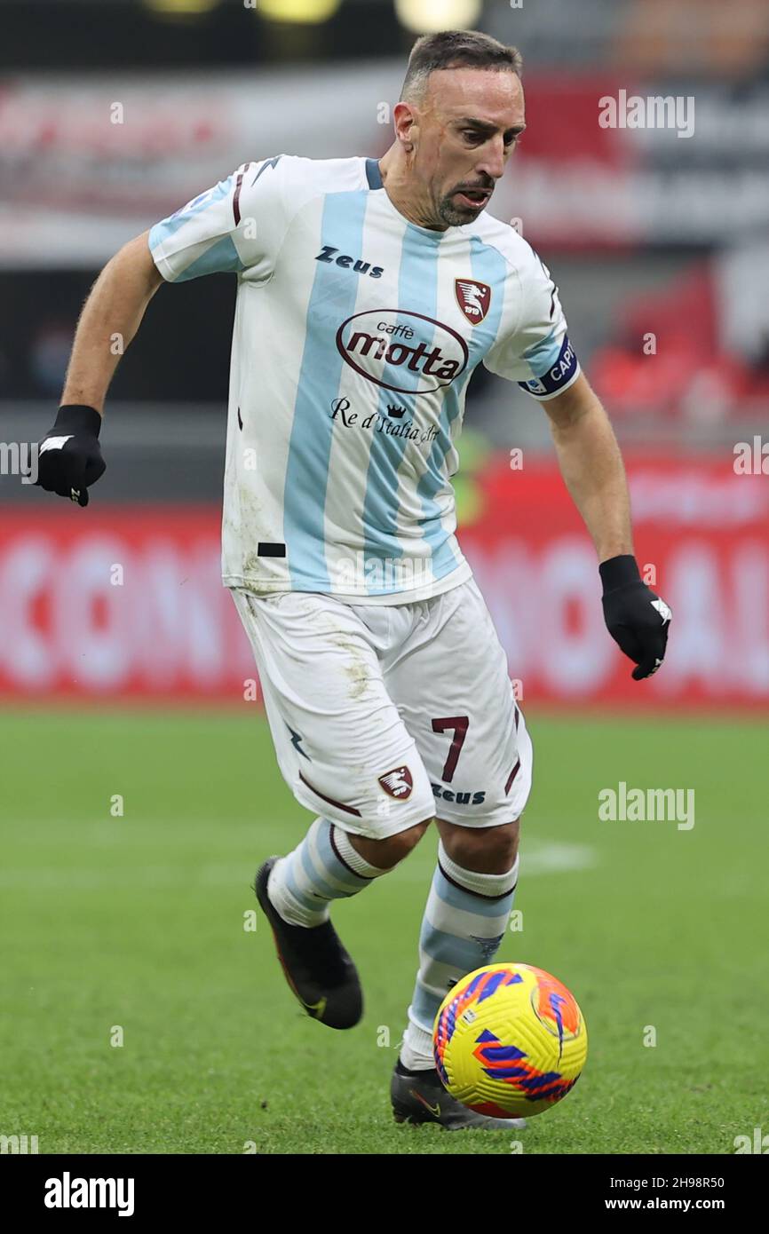 Frank Ribery della US Salernitana 1919 in azione durante la Serie Una partita di calcio 2021/22 tra AC Milan e US Salernitana 1919 a Giuseppe Meazza St Foto Stock