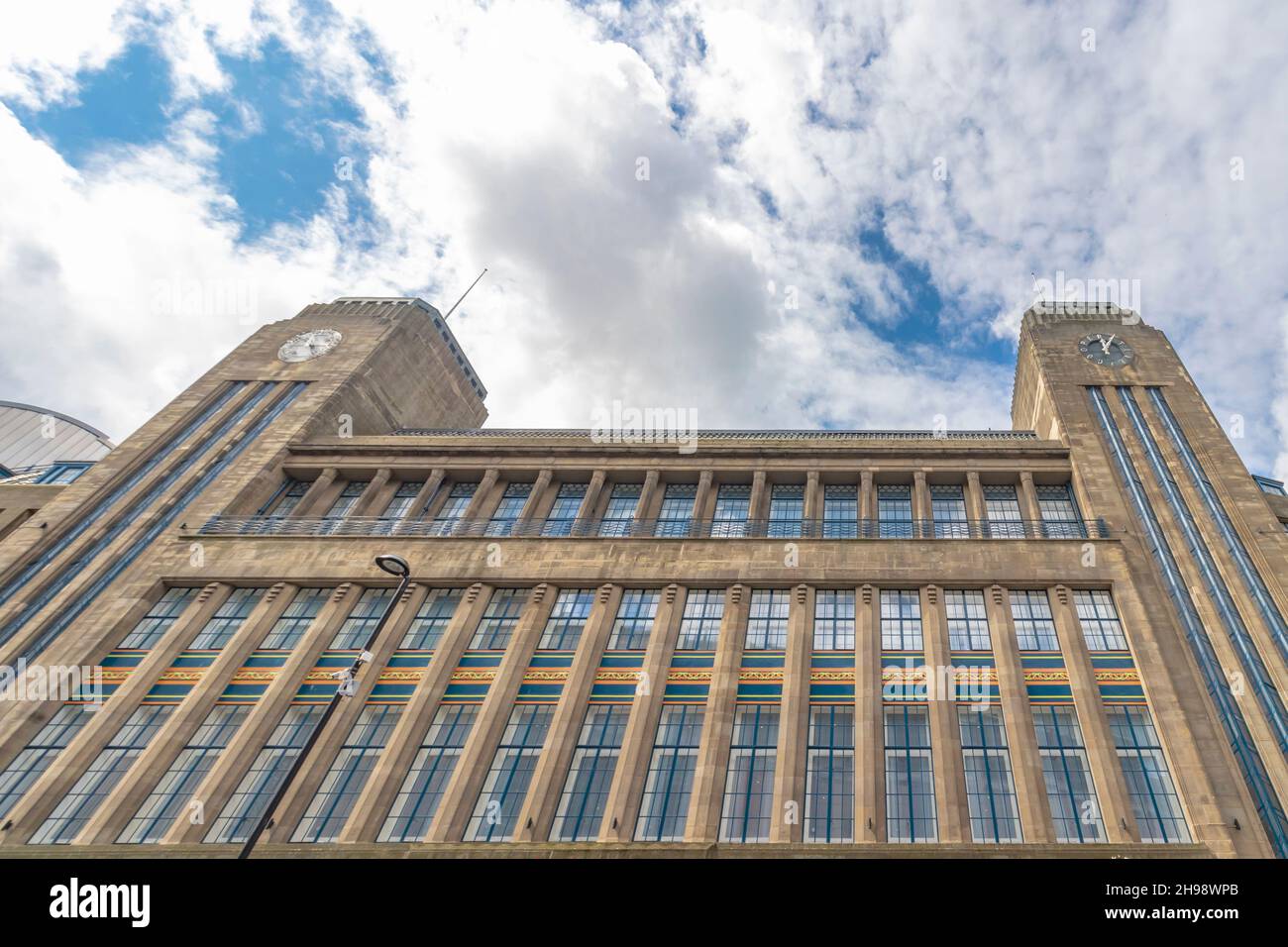 Ex edificio art deco cooperativo a Newgate st Newcastle upon Tyne UK, ora un hotel Premier Inn Foto Stock