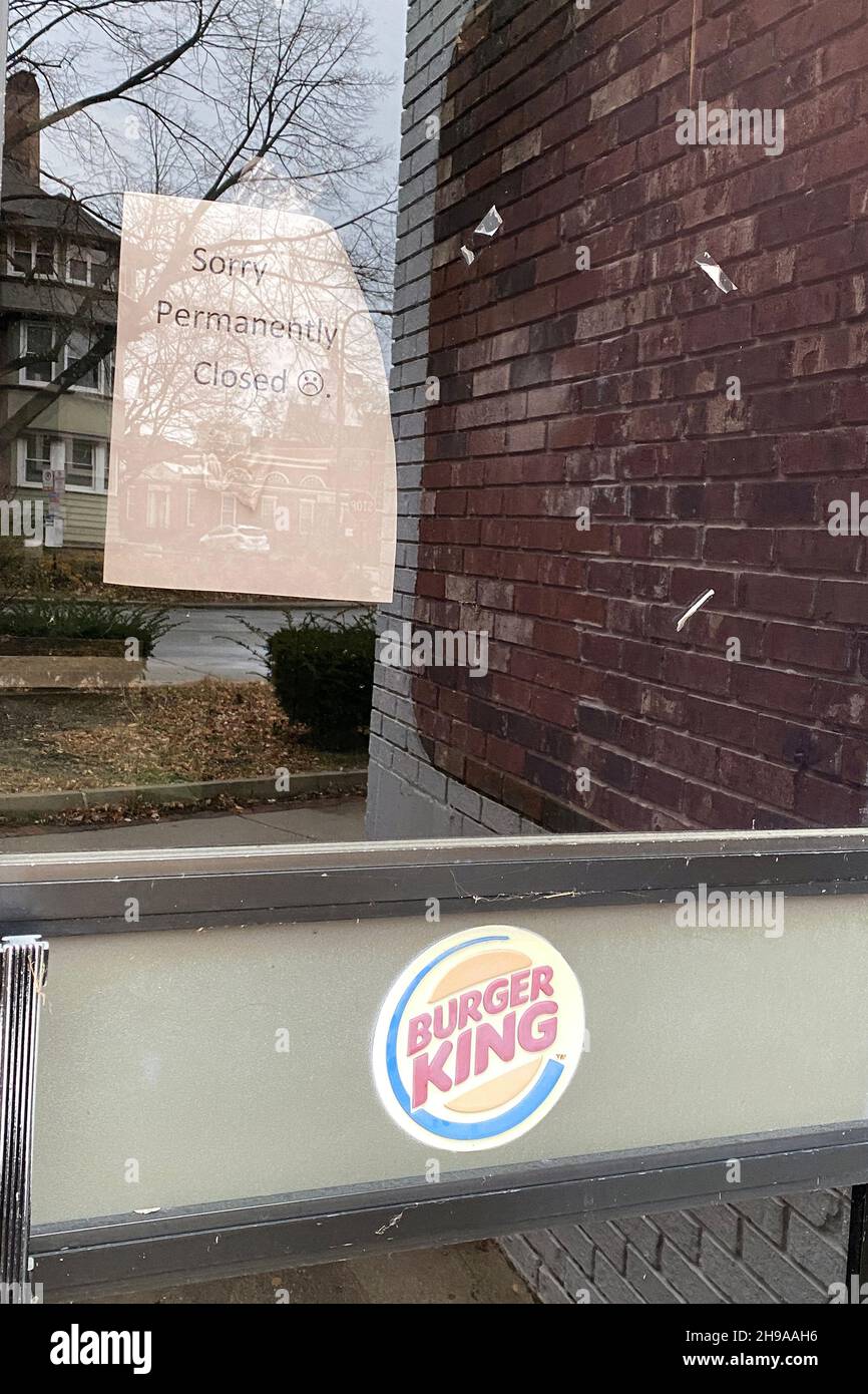 Burger King sito chiuso in modo permanente nel dicembre 2020 dopo 40 anni di attività. Il ristorante è stato uno dei 70 business closures a Evanston nel 2020. Foto Stock