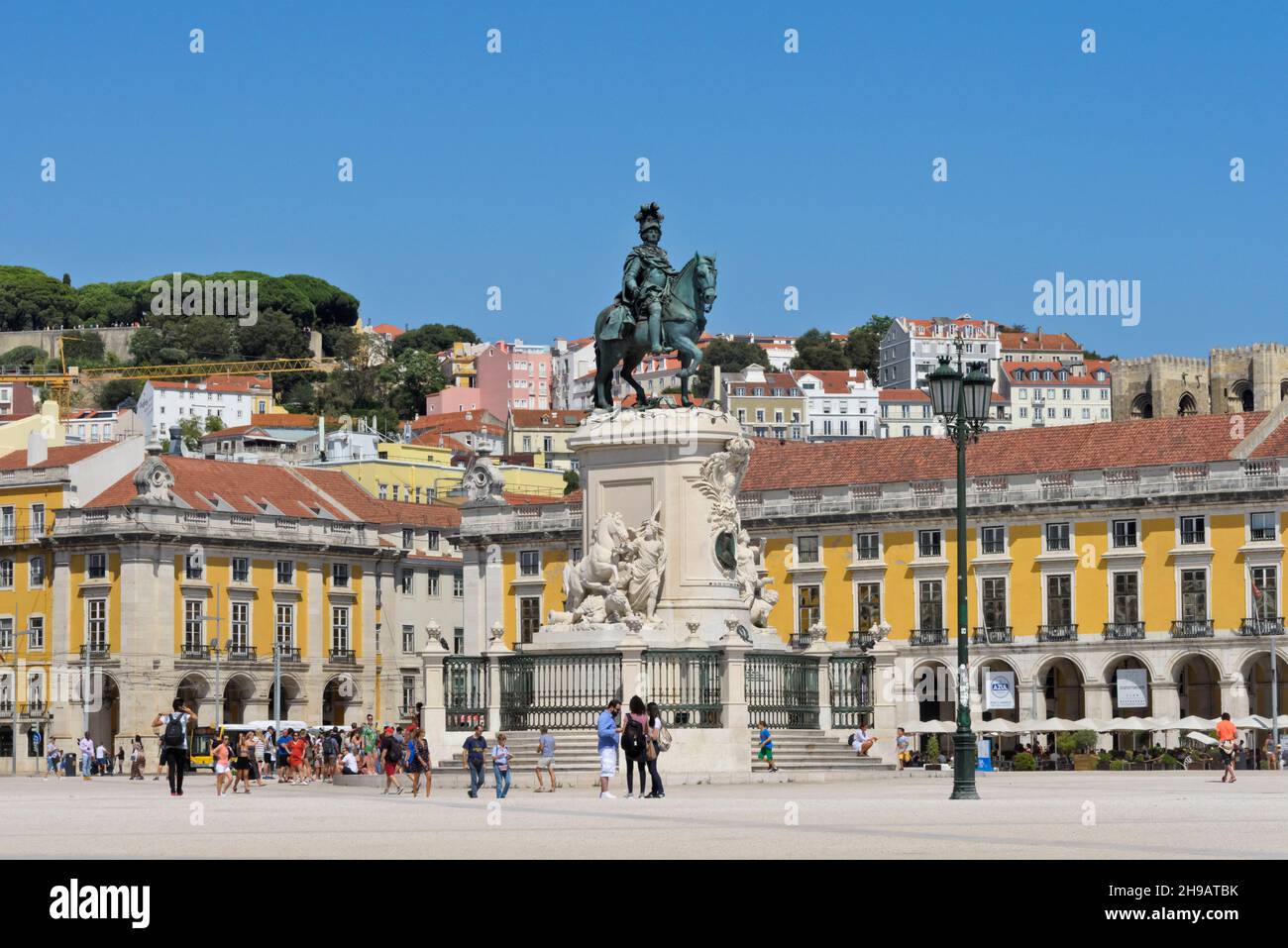 Statua del re José i in Piazza del Commercio, Lisbona, Portogallo Foto Stock