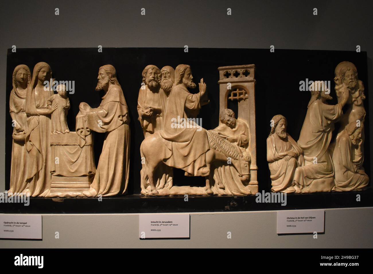 Museo Mayer van den Bergh. Anversa. Dedizione nel tempio; ingresso a Gerusalemme; Cristo nel Giardino degli Ulivi. Francia, 14th secolo. Foto Stock