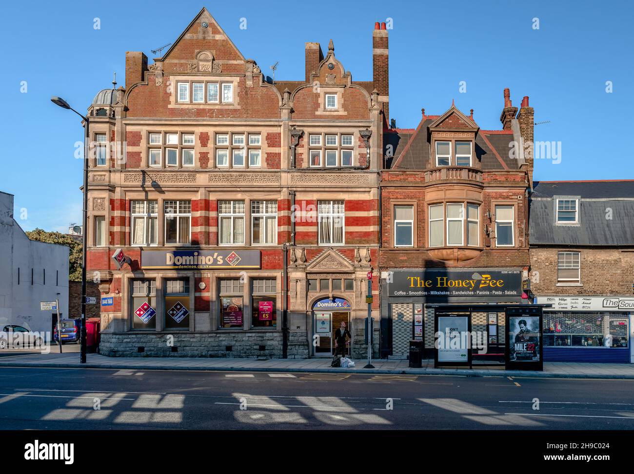 Vista di vecchi edifici vittoriani in High Street, Chipping Barnet, North London. Foto Stock
