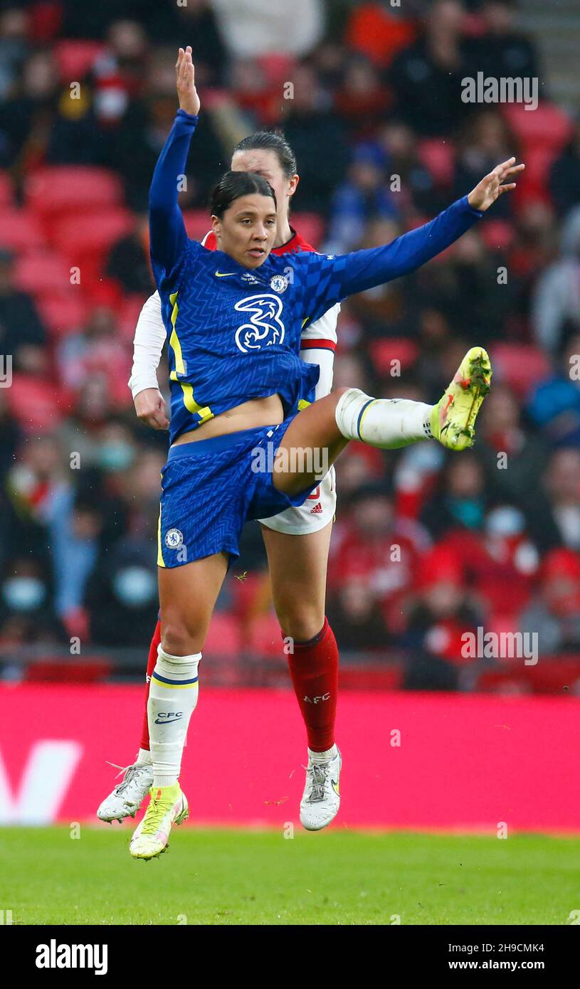 LONDRA, Inghilterra - DICEMBRE 05: Le donne del Chelsea Sam Kerr durante la finale di fa Cup delle donne del Vitality 2021 fra l'Arsenal e il Chelsea allo stadio di Wembley, Londra Foto Stock