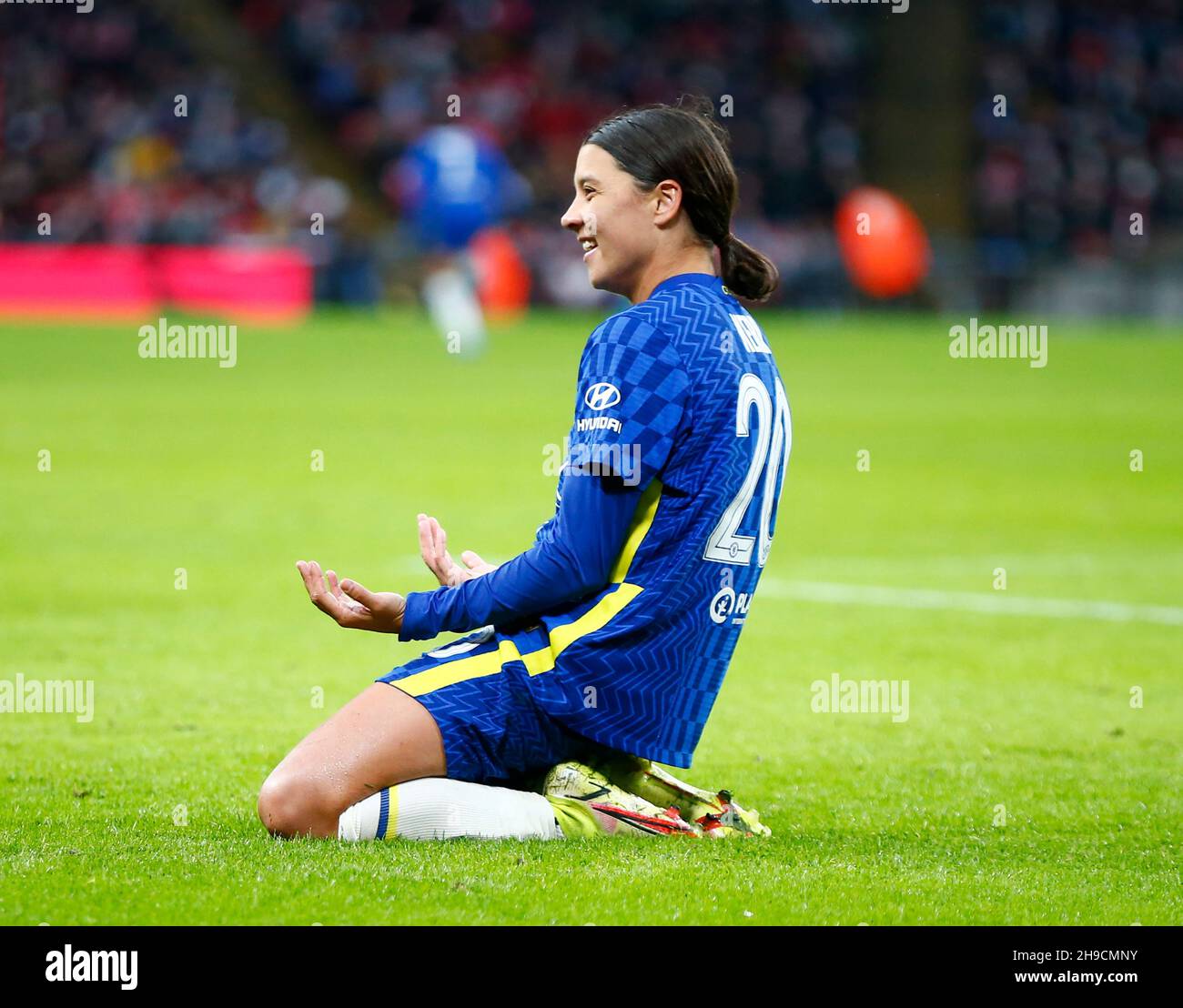 LONDRA, Inghilterra - DICEMBRE 05:Chelsea Women Sam Kerr celebra il suo obiettivo durante la finale 2021 della Coppa delle Donne Vitality fa tra Arsenal e Chelsea a Wem Foto Stock