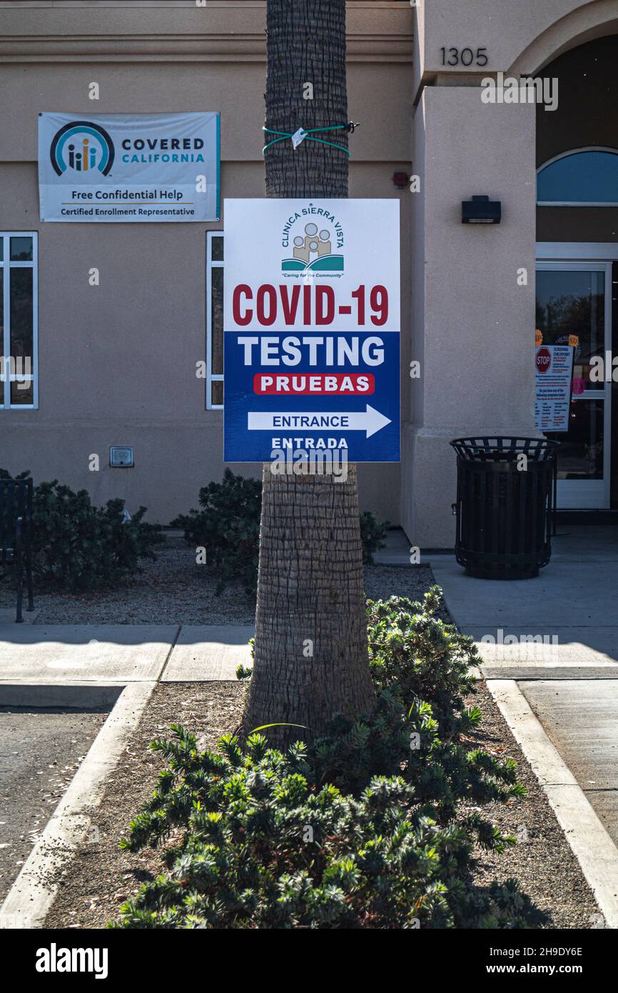 Test del Covid-19 presso la clinica sanitaria della comunità, Arvin, Kern County, California, USA Foto Stock
