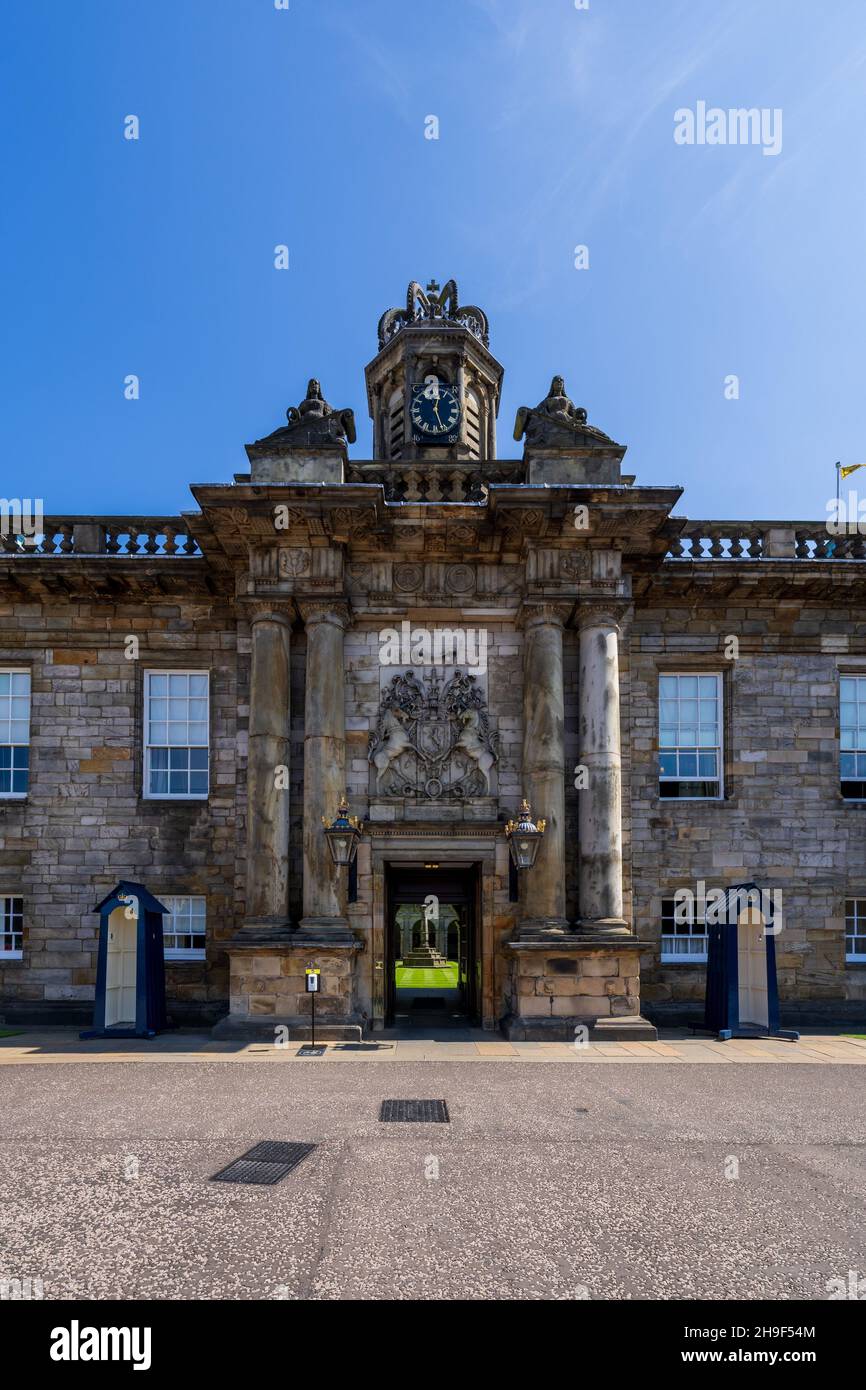 Dettaglio della rovinata Abbazia di Holyrood al Palace of Holyroodhouse di Edimburgo, Scozia, Regno Unito Foto Stock