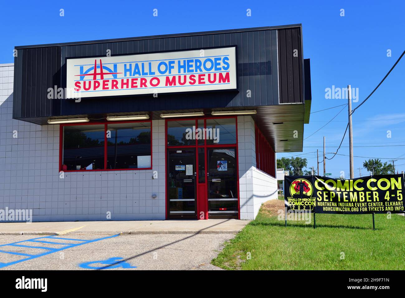 Elkhart, Indiana, Stati Uniti. Il Superhero Museum e la Hall of Fame è stato annunciato come la più grande collezione di cimeli di supereroi del mondo. Foto Stock