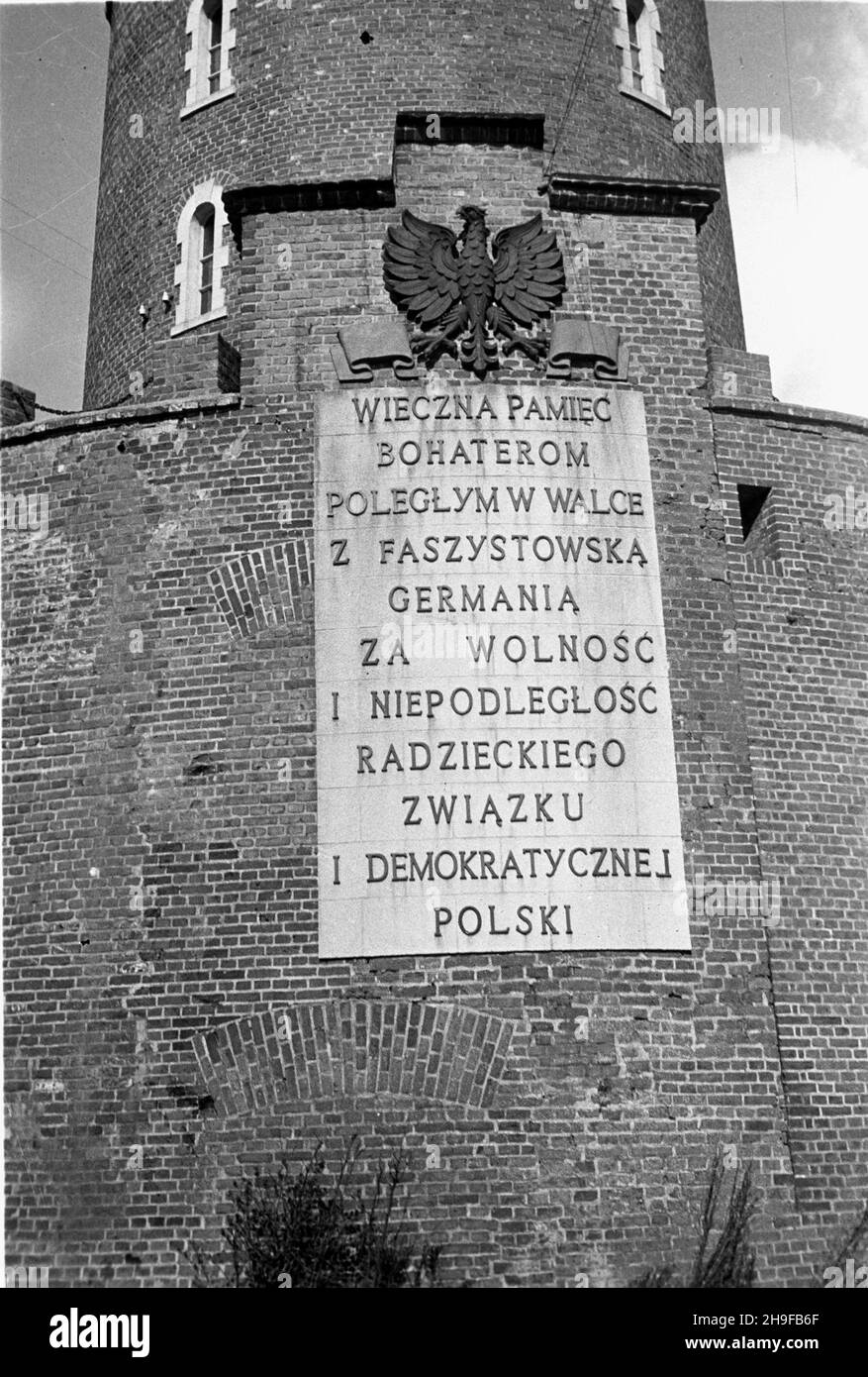 Ko³obrzeg, 1948. Latarnia Morska Ko³obrzeg. wb PAP Dok³adny miesi¹c i dzieñ wydarzenia nieustalone. Kolobrzeg, 1948. Faro di Kolobrzeg. wb PAP Foto Stock